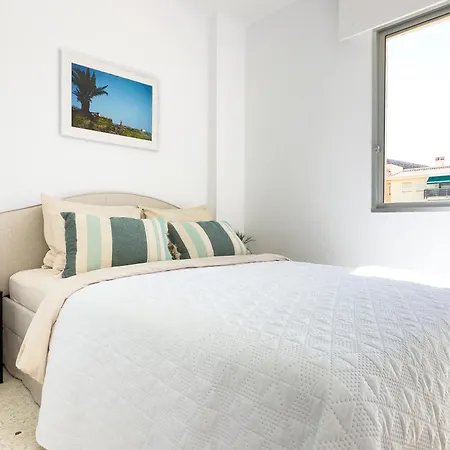3 Bedrooms, 2 Bathrooms, Sea View, Pool, Tennis Court Appartement *