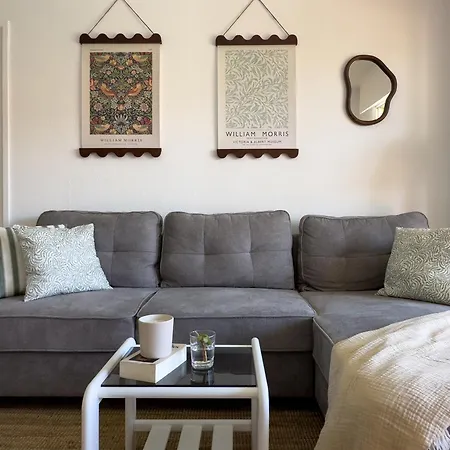 3 Bedrooms, 2 Bathrooms, Sea View, Pool, Tennis Court Arona (Tenerife)